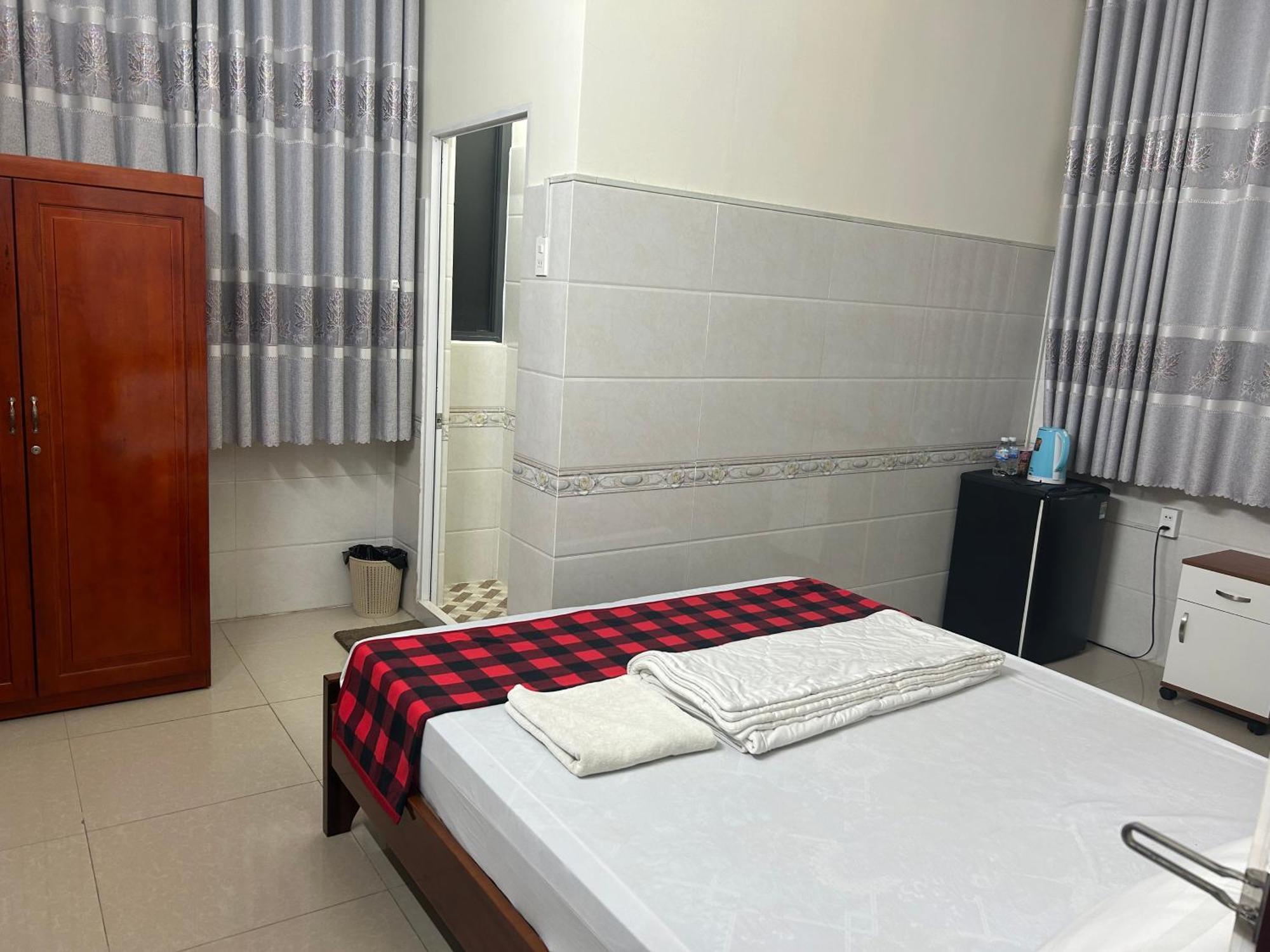 Hotel Anh Tuan Bac Lieu Exterior photo