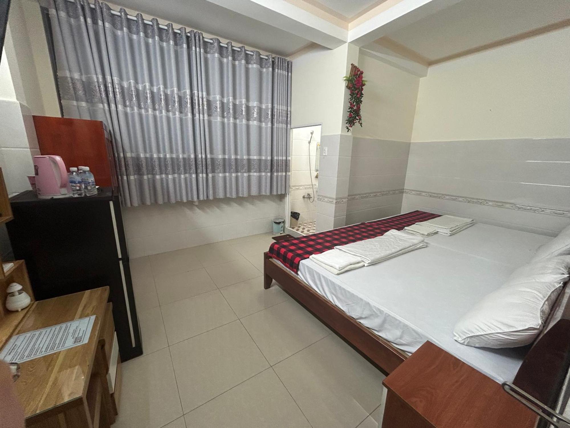 Hotel Anh Tuan Bac Lieu Exterior photo